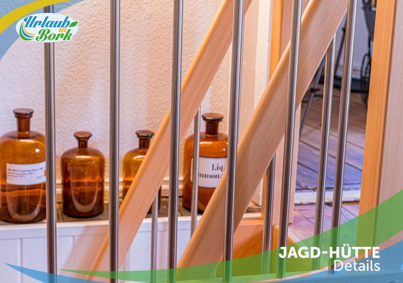 퀴리츠 Jagd-Angler-Holzhaus-Im-Wald-Am-See 빌라 외부 사진
