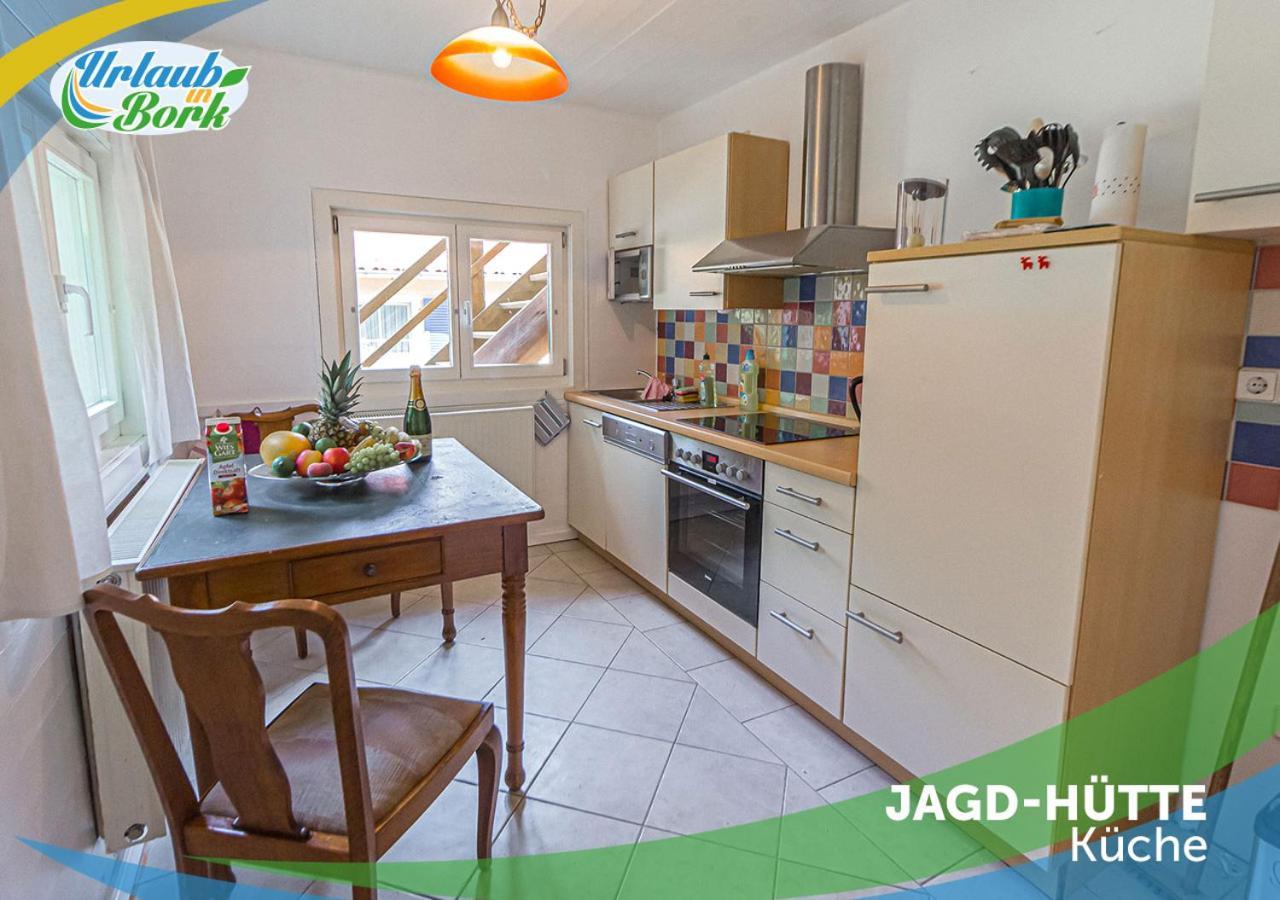 퀴리츠 Jagd-Angler-Holzhaus-Im-Wald-Am-See 빌라 외부 사진