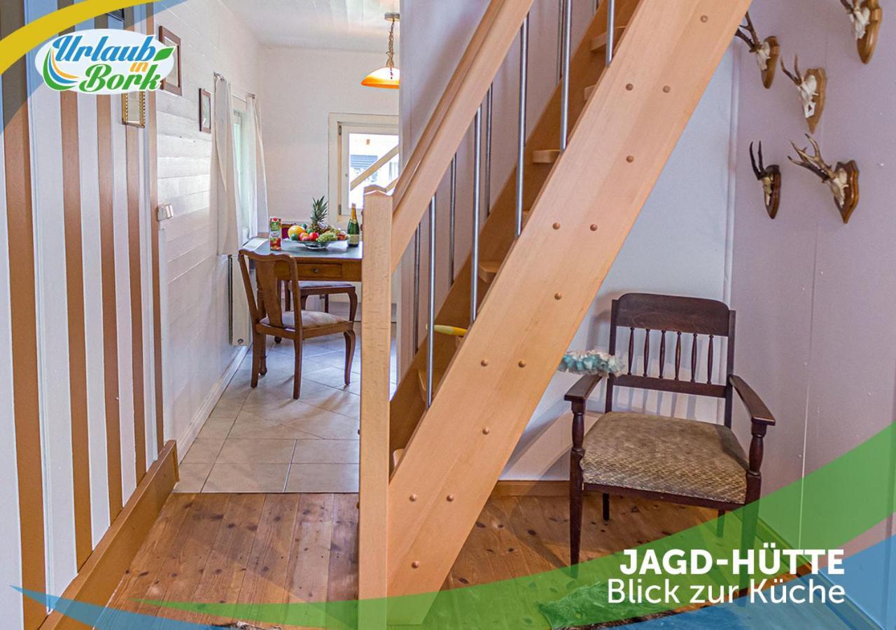 퀴리츠 Jagd-Angler-Holzhaus-Im-Wald-Am-See 빌라 외부 사진